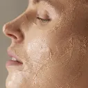 double_clay_mask_application_03_1e1617d0-14e7-45d7-9a46-9819058bd40b_1125x.webp