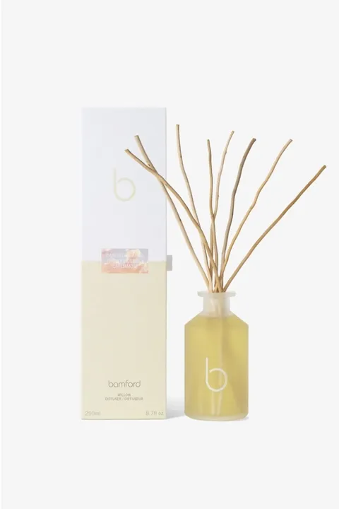 willow_diffuser_e_com_candied_orange_1.25x.webp