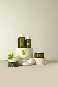 geranium_bath_oil_lifestyle_web.webp